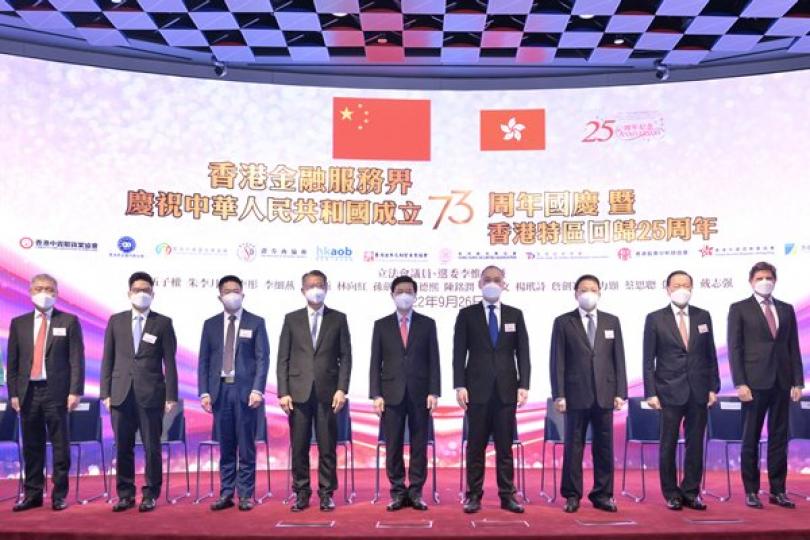 特首冀爭最大空間回復經濟活動 特首冀爭最大空間回復經濟活動
