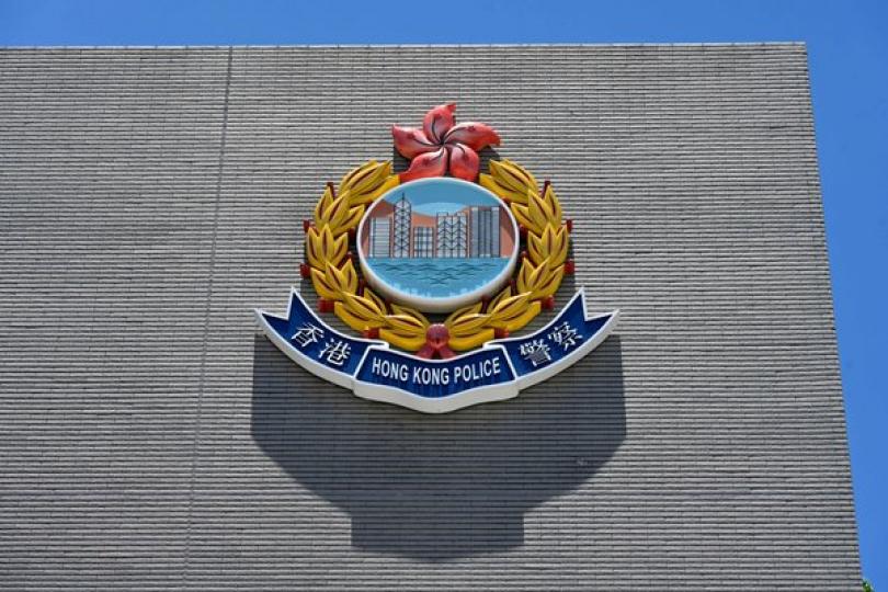 兩人涉發布具煽動意圖帖文被捕 兩人涉發布具煽動意圖帖文被捕