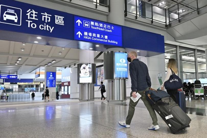 出入境人數增 香港回復活力 出入境人數增 香港回復活力