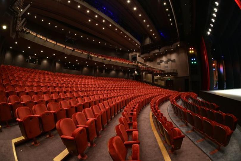 新編粵劇西河救夫下月公演 新編粵劇西河救夫下月公演
