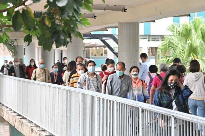 11月15日本港增逾五千四宗新冠個案 11月15日本港增逾五千四宗新冠個案