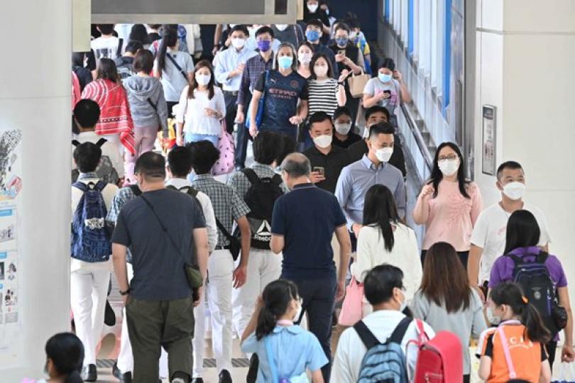 11月29日近七千人染疫 11月29日近七千人染疫