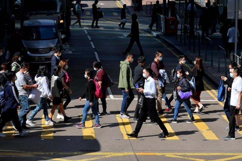 本港人口平均年增0.8% 本港人口平均年增0.8%