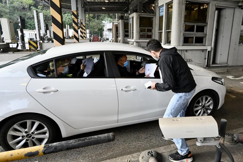 熟習流程:  演練內容包括模擬旅客乘搭私家車經文錦渡管制站過關。