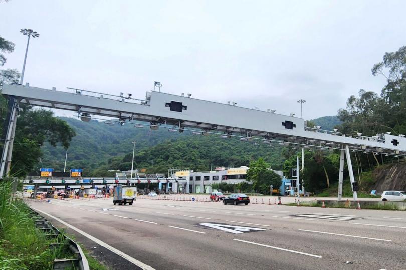 路路暢通: 城門隧道5月21日上午5時起實施易通行。 路路暢通: 城門隧道5月21日上午5時起實施易通行。