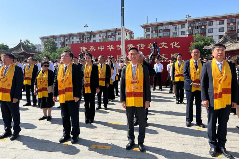 傳統盛會:  楊潤雄（前排右二）代表特區政府出席2023（癸卯）年公祭伏羲大典。