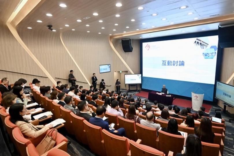 公務員學院全新研習課程開課 公務員學院全新研習課程開課