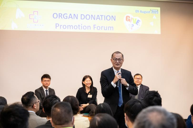 積極推廣: 盧寵茂出席醫院管理局九龍中醫院聯網為醫護員工舉辦的器官捐贈推廣座談會。 積極推廣: 盧寵茂出席醫院管理局九龍中醫院聯網為醫護員工舉辦的器官捐贈推廣座談會。