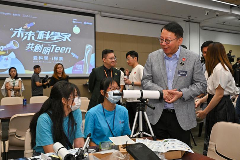 政府考慮增加共創明Teen名額 政府考慮增加共創明Teen名額