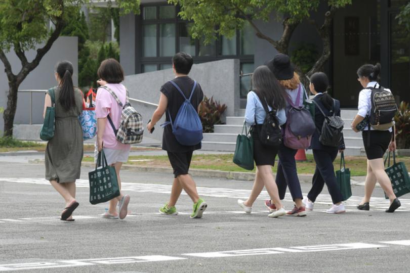 卓越獎學金計劃接受申請 卓越獎學金計劃接受申請