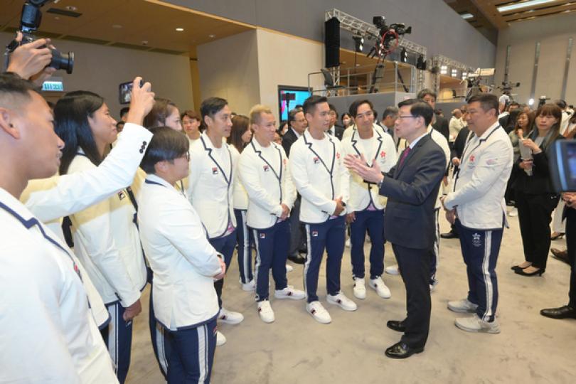 亞運會參賽運動員凱旋回港獲嘉許 亞運會參賽運動員凱旋回港獲嘉許
