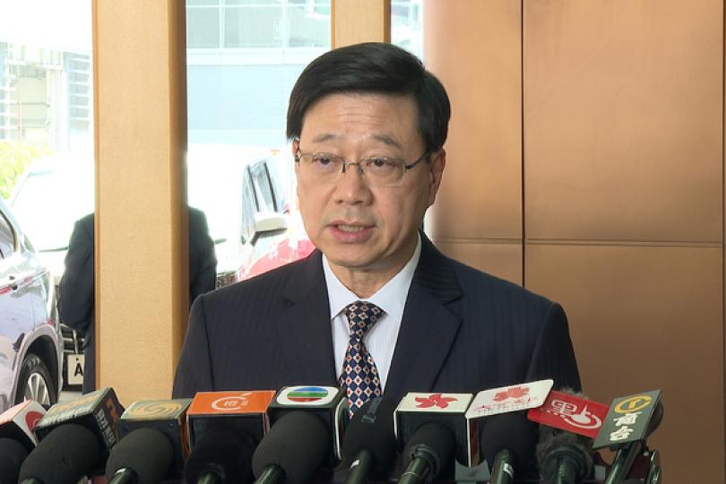 特首啟程往北京出席一帶一路論壇 特首啟程往北京出席一帶一路論壇