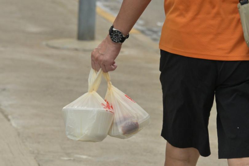 分階段管制即棄膠餐具和塑膠產品