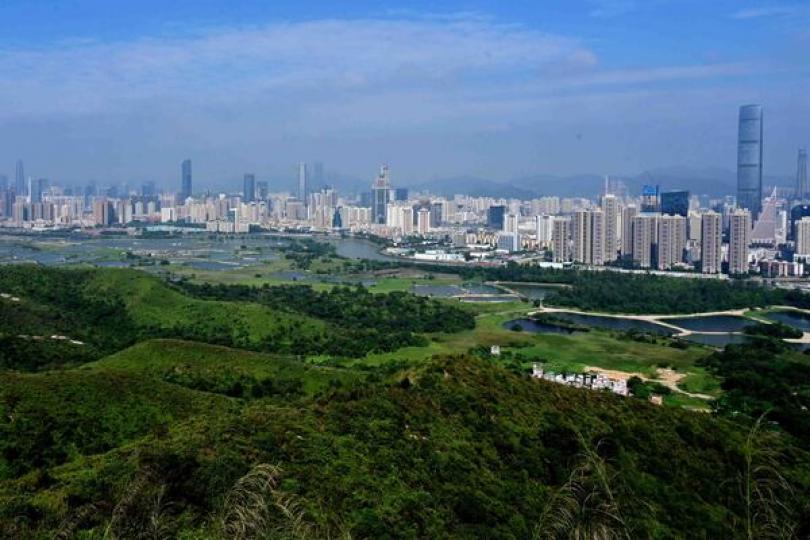 甯漢豪︰不能因土地流標放慢造地 甯漢豪︰不能因土地流標放慢造地