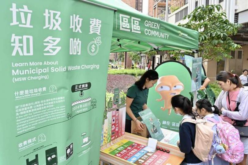 李家超:垃圾收費改期乃實事求是 李家超:垃圾收費改期乃實事求是