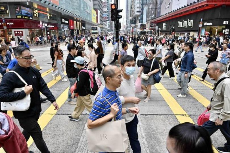 本港去年人口增0.4%