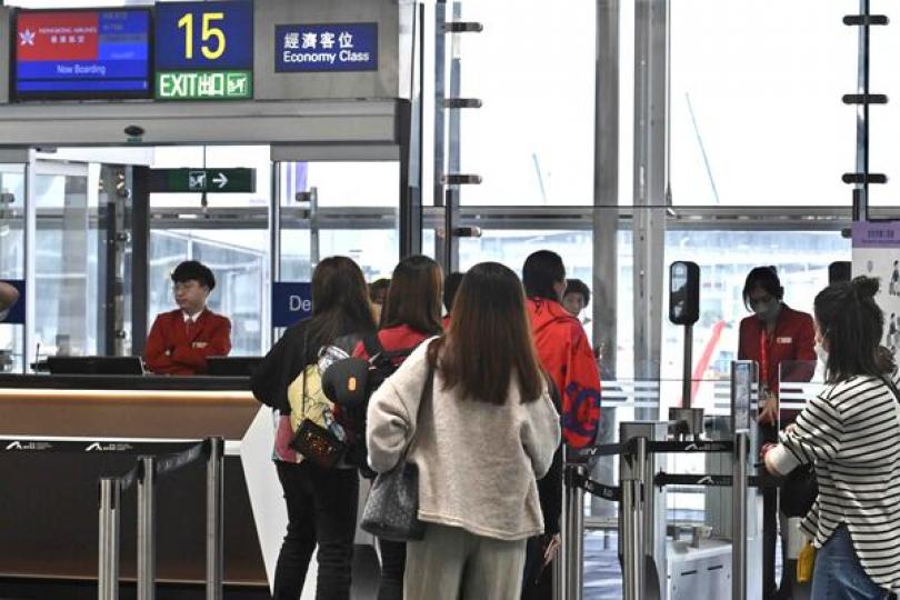 輸入航空業勞工周三接受申請