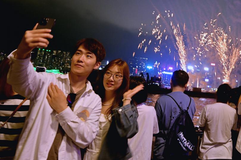 五一海上煙火耀維港