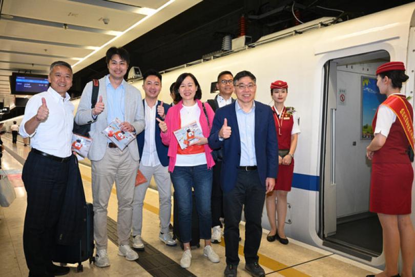 京港動臥列車夕發朝至 舒適快捷