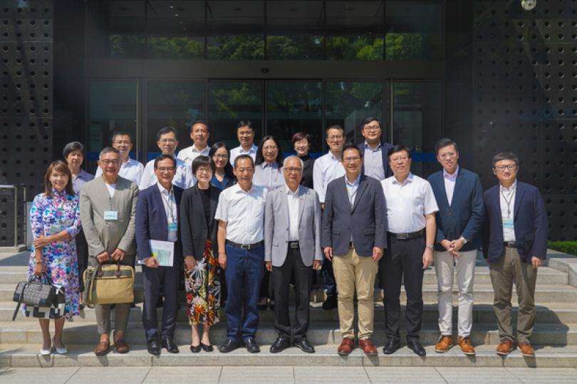 謝展寰了解江蘇省城市管理