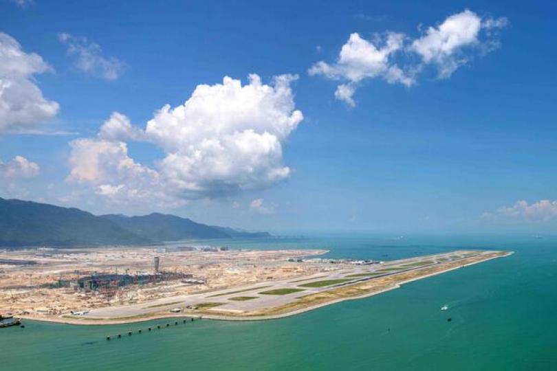 三跑道十公里賽跑獲頒M品牌