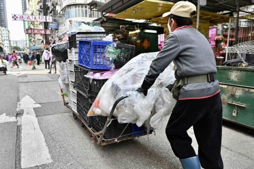 12月綜援個案跌0.1%