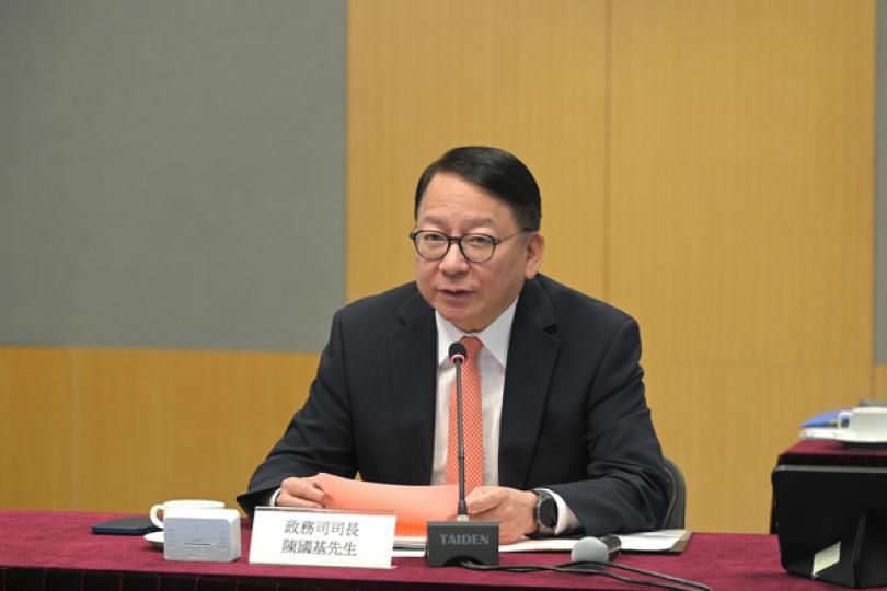 陳國基主持扶貧委員會會議