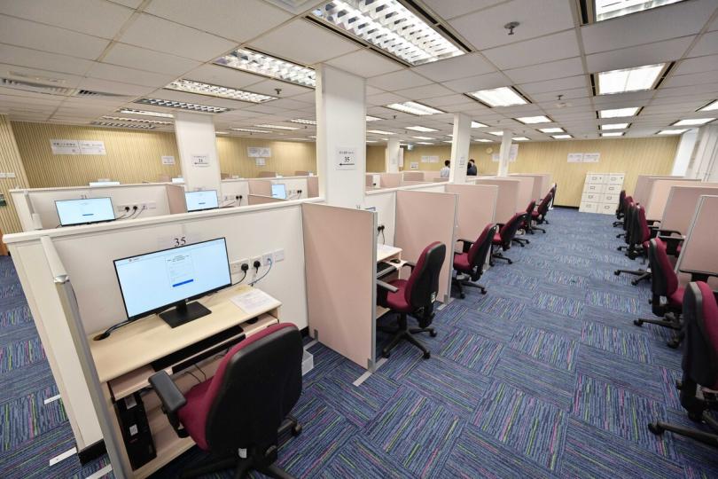 便利考生:  數碼化《基本法及香港國安法》測試室設於公務員事務局一般職系處招聘中心內。