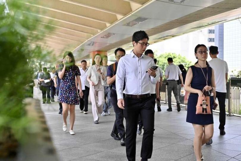 失業率微升至3.7%