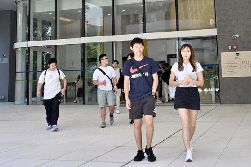 下學年逾四千七自資學位獲資助