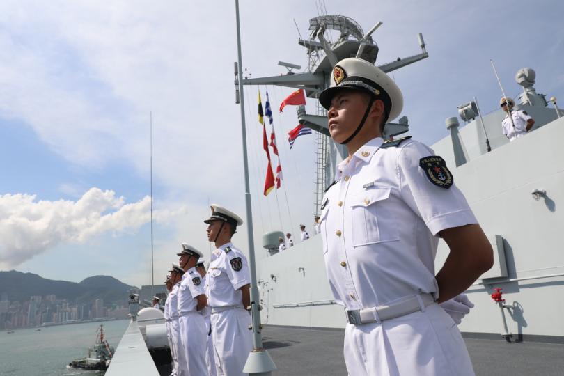 歡送儀式:  海軍83艦編隊結束為期三日的艦艇開放活動。