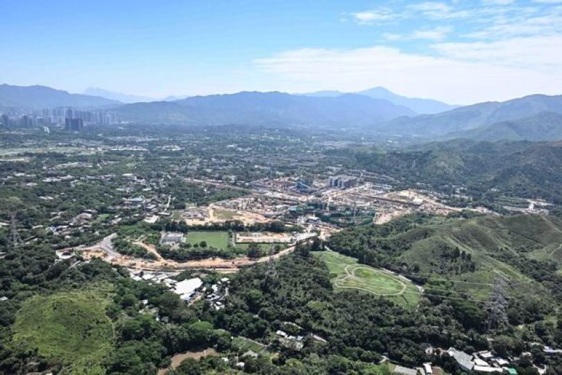 以四中全會精神融入國家發展大局 以四中全會精神融入國家發展大局