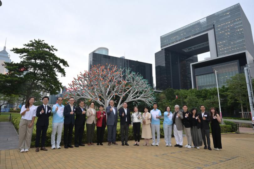 建築裝置展現全運會精神 建築裝置展現全運會精神