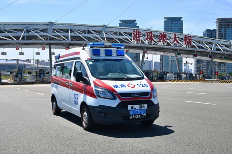 跨境救護車試行計劃延續一年
