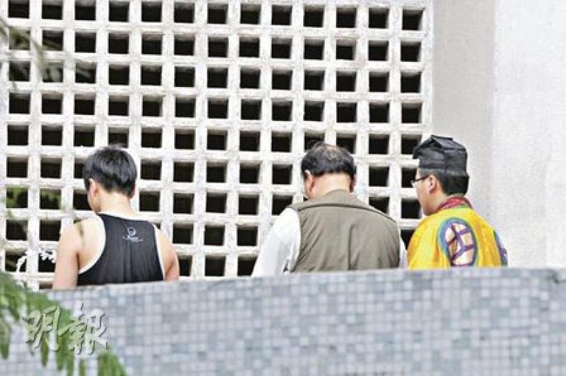 16歲少年往女友家「箍煲」不遂跳樓，送院時已奄奄一息，搶救後不治。（胡永輝攝）