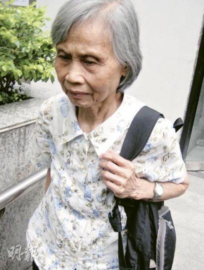 警方調查發現銀行女主任蔡玲玲涉偷去774萬元，當中逾500萬元經由其中學舊同窗之母溫潤如（圖）的戶口轉回至蔡的名下。（吳光熙攝）