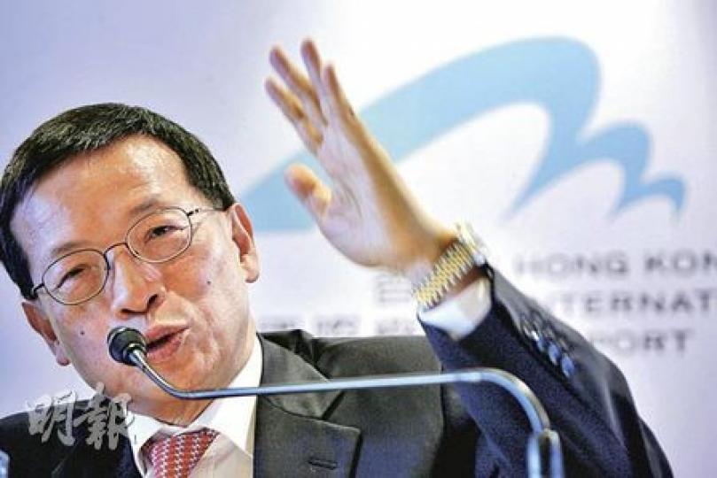 機管局許漢忠表示，有信心今年全年客運、貨運等數據超過金融海嘯前水平。（郭慶輝攝）