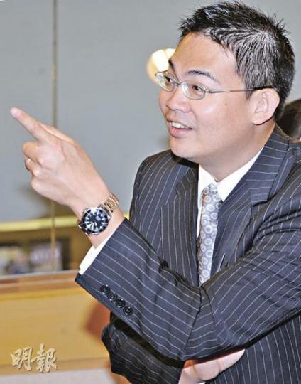 香港投資銀行的工作是國共兩黨太子們的至愛。台灣國民黨榮譽主席連戰的小兒子連勝武亦不例外,他現為星展助理總裁。(劉焌陶攝) 香港投資銀行的工作是國共兩黨太子們的至愛。台灣國民黨榮譽主席連戰的小兒子連勝武亦不例外,他現為星展助理總裁。(劉焌陶攝)