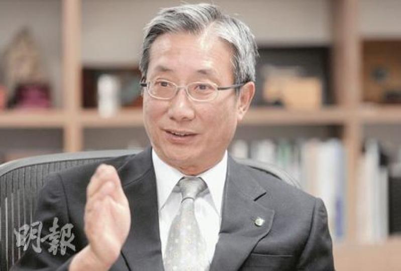 公大校長梁智仁談私立大學﹕施政報告中提出多項支持自資院校的措施,顯示政府有意協助自資院校發展,報告提及25億元基金會撥出部分作獎學金,建議政府可以考慮改為助學金,協助有經濟困難的學生升學,避免他們畢業後背負巨額債務。(尹錦恩攝) 公大校長梁智仁談私立大學﹕施政報告中提出多項支持自資院校的措施,顯示政府有意協助自資院校發展,報告提及25億元基金會撥出部分作獎學金,建議政府可以考慮改為助學金,協助有經濟困難的學生升學,避免他們畢業後背負巨額債務。(尹錦恩攝)