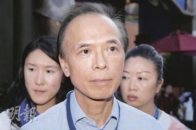 海洋公園副行政總裁李繩宗（圖）事後向傷者及遊客致歉。（衛永康攝）