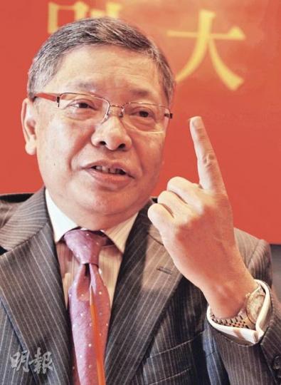 金價近日屢創新高，周生生總經理周永成認為，金價會保持在高位運行，但集團不會囤積黃金，惟會考慮套戥以減少金價上落的風險。（劉焌陶攝）