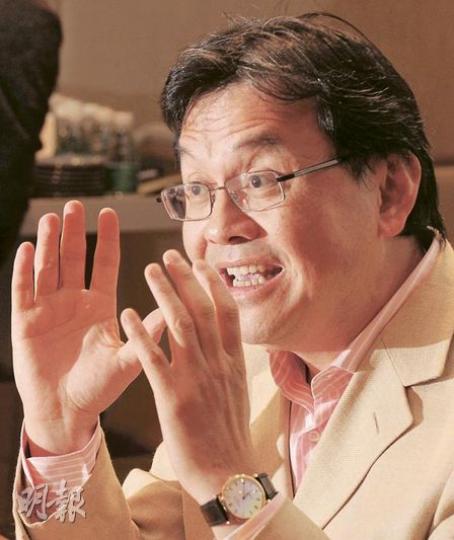黎汝雄強調華潤系的抗風險能力強，信貸評級良好，內部貸款有助免卻從銀行借貸之利息差，有效運用短期流動資金，是為股東最大利益着想。（劉焌陶攝）