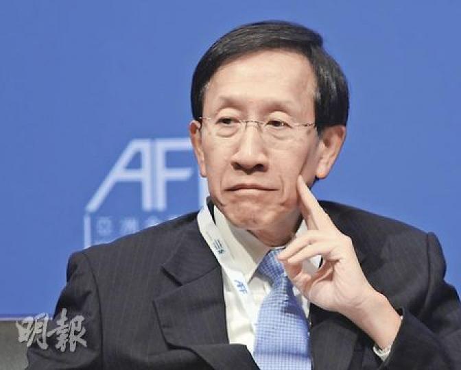 香港證監會主席方正表示，香港暫時沒有商業信託基金，要研究新加坡如何執行。（劉焌陶攝）