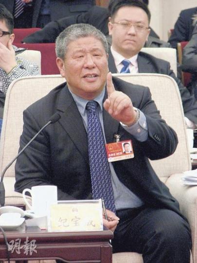 中國人民大學校長紀寶成呼籲大規模開徵財產稅、遺產稅,以縮小貧富差距。(林迎攝) 中國人民大學校長紀寶成呼籲大規模開徵財產稅、遺產稅,以縮小貧富差距。(林迎攝)