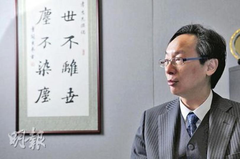 馮孝忠從佛理中悟出金融市場起落無常,要按自己的財政狀况投資,凡事不能去得太盡。(張智超攝) 馮孝忠從佛理中悟出金融市場起落無常,要按自己的財政狀况投資,凡事不能去得太盡。(張智超攝)