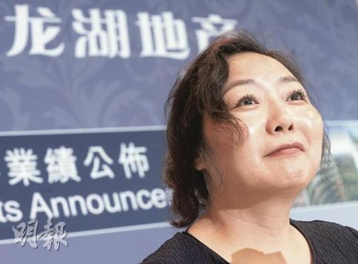 龍湖地產主席吳亞軍對於兩限房的虧損,表示今後投資保障房會考慮股東權益。(劉焌陶攝) 龍湖地產主席吳亞軍對於兩限房的虧損,表示今後投資保障房會考慮股東權益。(劉焌陶攝)
