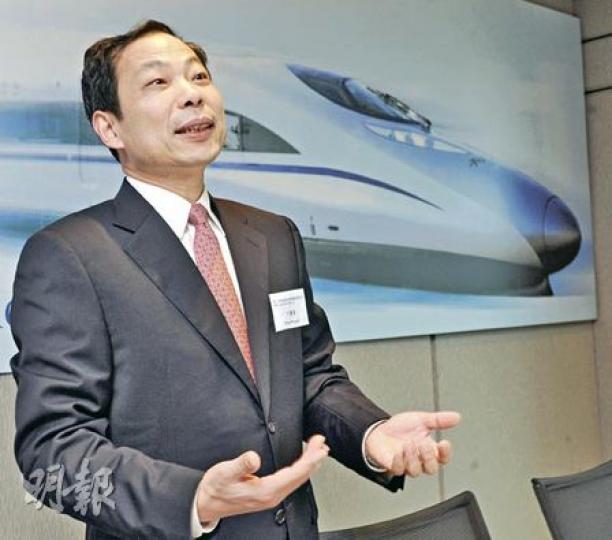 南車時代董事長丁榮軍對內地高鐵發展充滿信心,稱今年集團訂單充裕,預期業務平穩中見增長。(劉焌陶攝) 南車時代董事長丁榮軍對內地高鐵發展充滿信心,稱今年集團訂單充裕,預期業務平穩中見增長。(劉焌陶攝)