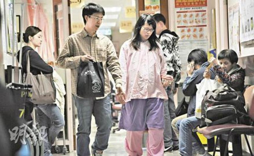本港多間公立醫院婦產科已停止接受內地孕婦預約產子,以確保本港產婦有位。 (朱永倫攝) 本港多間公立醫院婦產科已停止接受內地孕婦預約產子,以確保本港產婦有位。 (朱永倫攝)