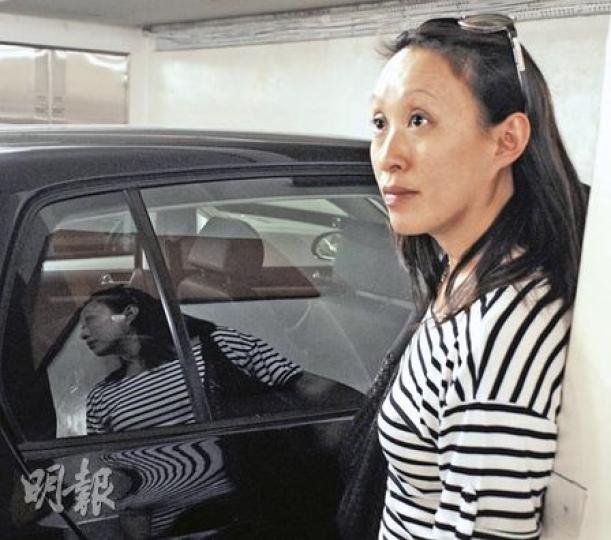 一星期會到長江中心泊車兩次的黃小姐,認為「多啲車位好啲」。(劉焌陶攝) 一星期會到長江中心泊車兩次的黃小姐,認為「多啲車位好啲」。(劉焌陶攝)