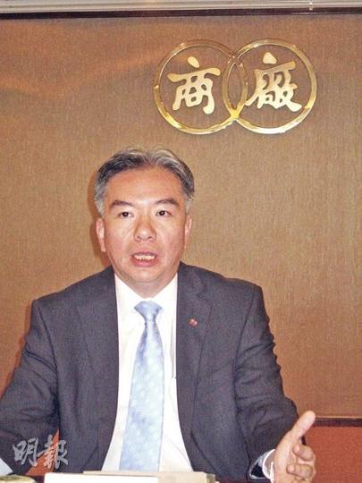 廠商會會長黃友嘉認為港府可借鏡新加坡房屋政策及退休保障計劃。 (陳家俊攝) 廠商會會長黃友嘉認為港府可借鏡新加坡房屋政策及退休保障計劃。 (陳家俊攝)